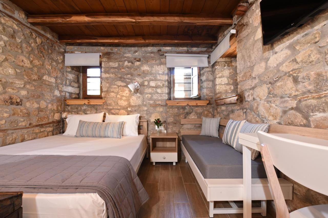 Aparthotel Casa La Bohema Afytos Exterior foto